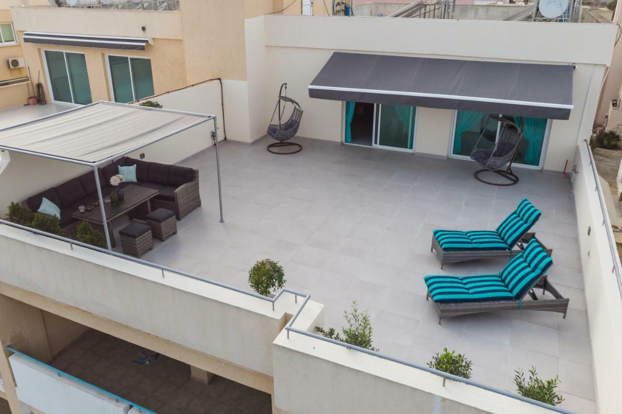 The Coral Penthouse Apartment Larnaca Luaran gambar